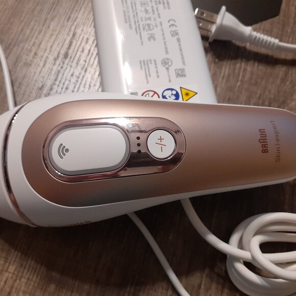 BRAUN SMART IPL SKIN IEXPERT PRO7AT HOME LASER HAIR REMOVAL REDUCTION. BRAND NEW - Picture 15 of 16
